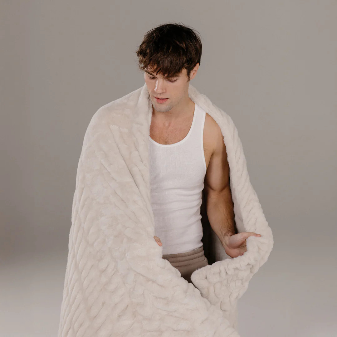 Antique Ivory | Lola Blankets