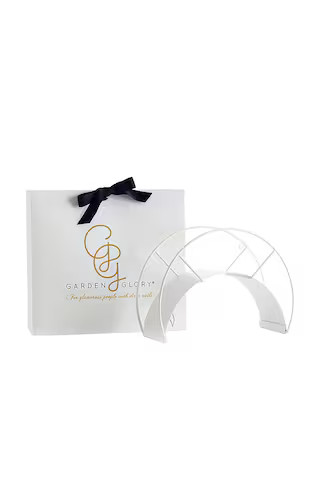 Garden Glory Classic Hose Holder in White Snake from Revolve.com | Revolve Clothing (Global)
