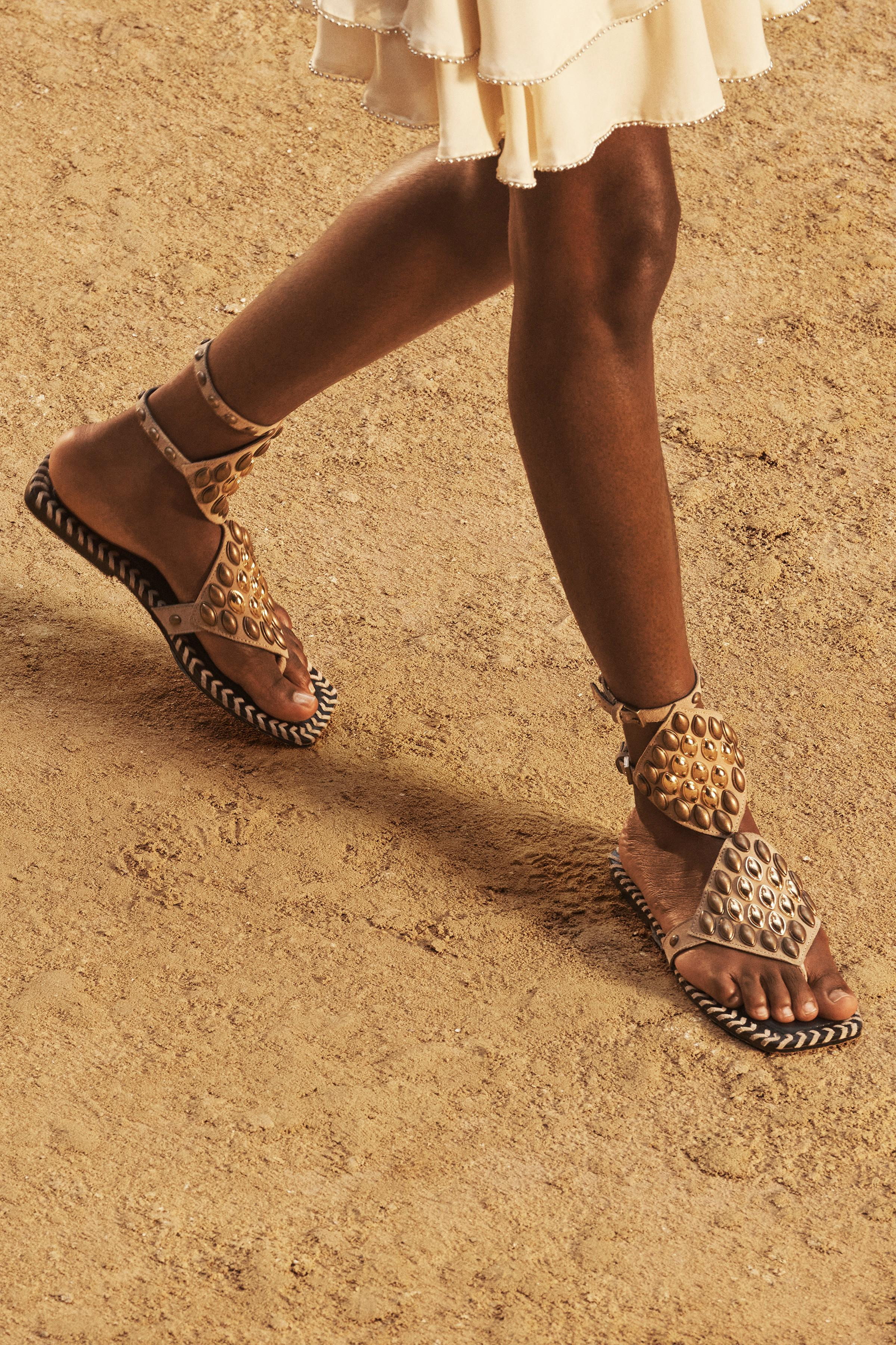 LIMITED EDITION SUEDE STUDDED SANDALS | Zara US