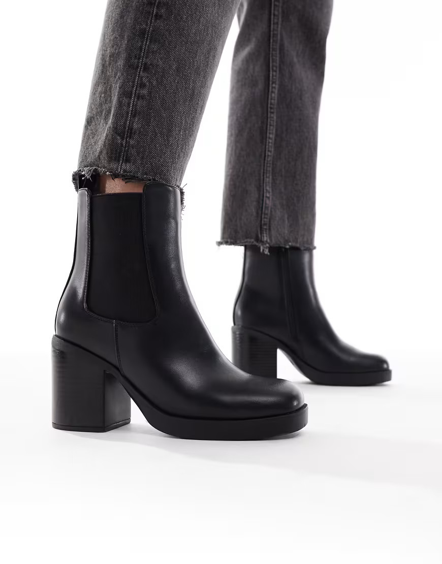 New Look chunky chelsea boots in black | ASOS (Global)
