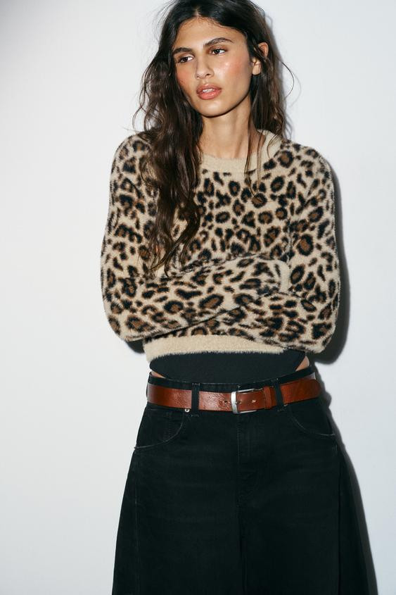FAUX FUR ANIMAL PRINT KNIT JUMPER | Zara US