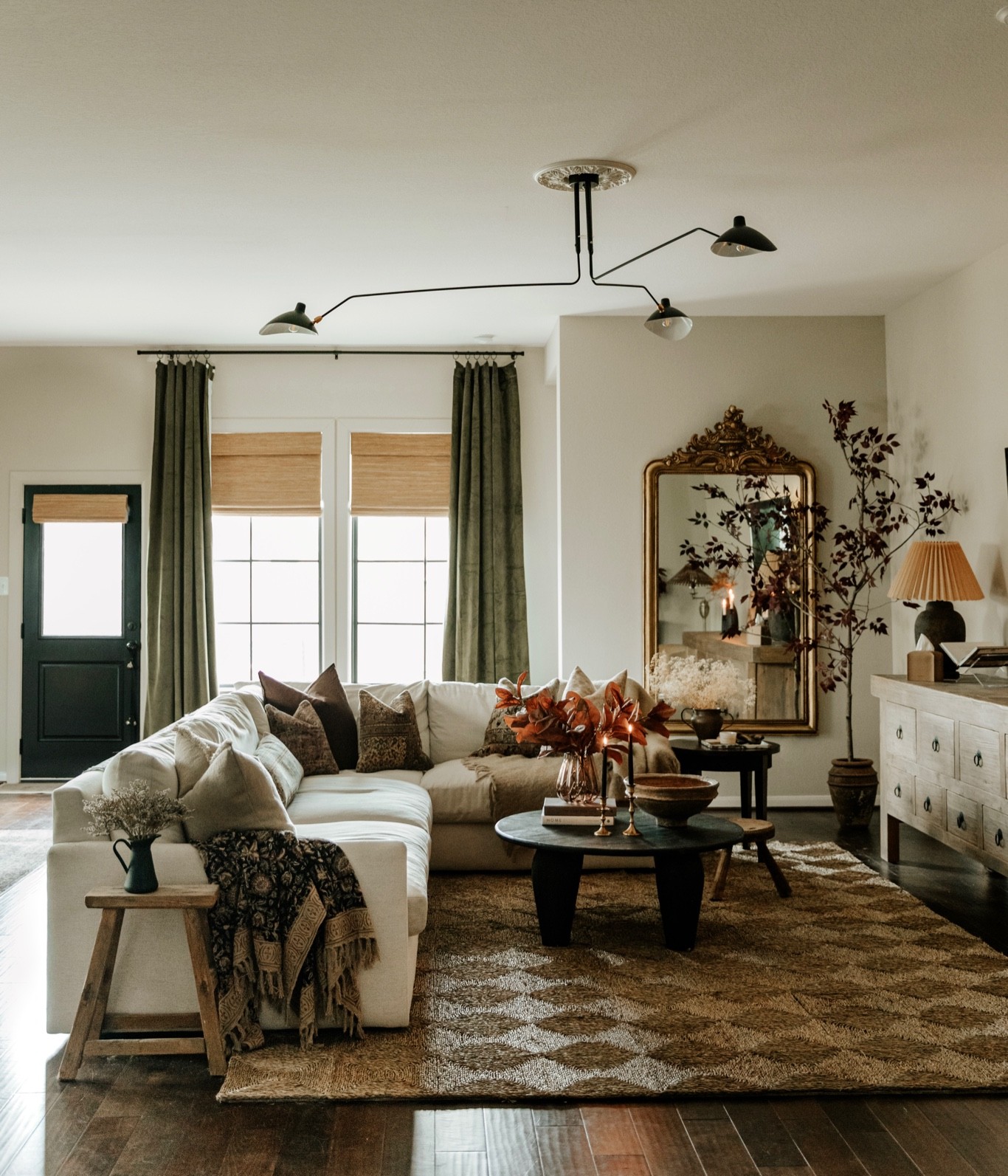 Fall living room, fall home decor

#LTKhome