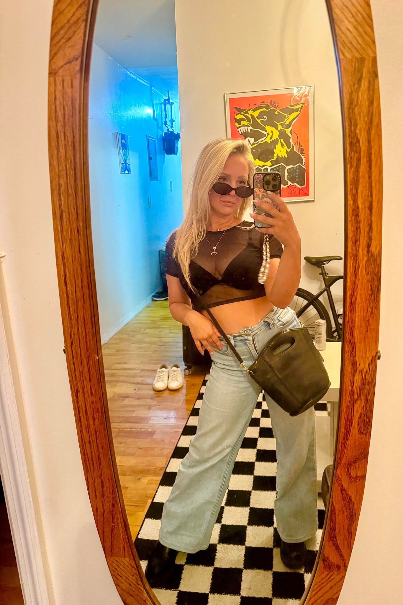 Spontaneous night out fit 🖤 