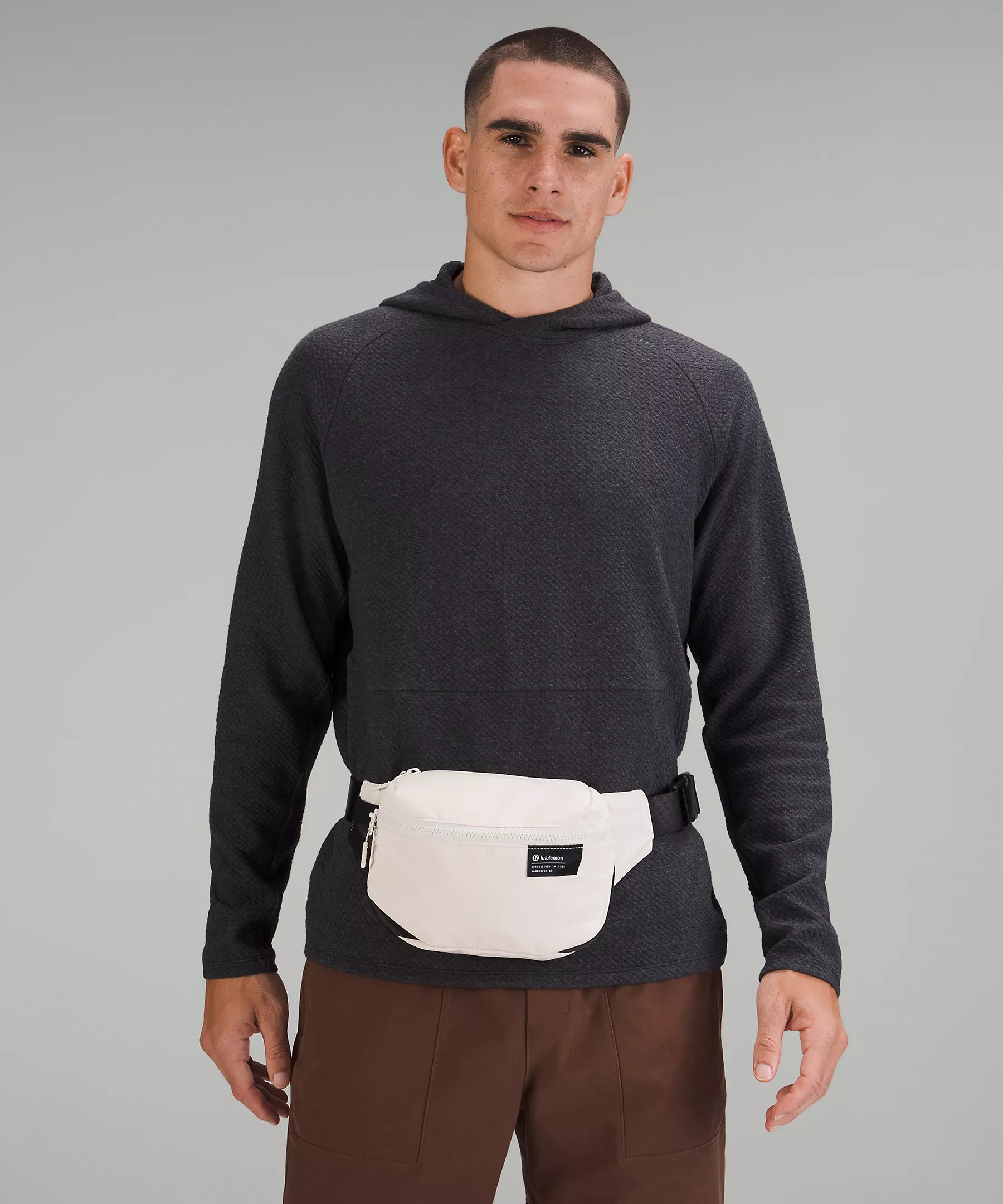 Clean Lines Belt Bag 2L | Lululemon (US)