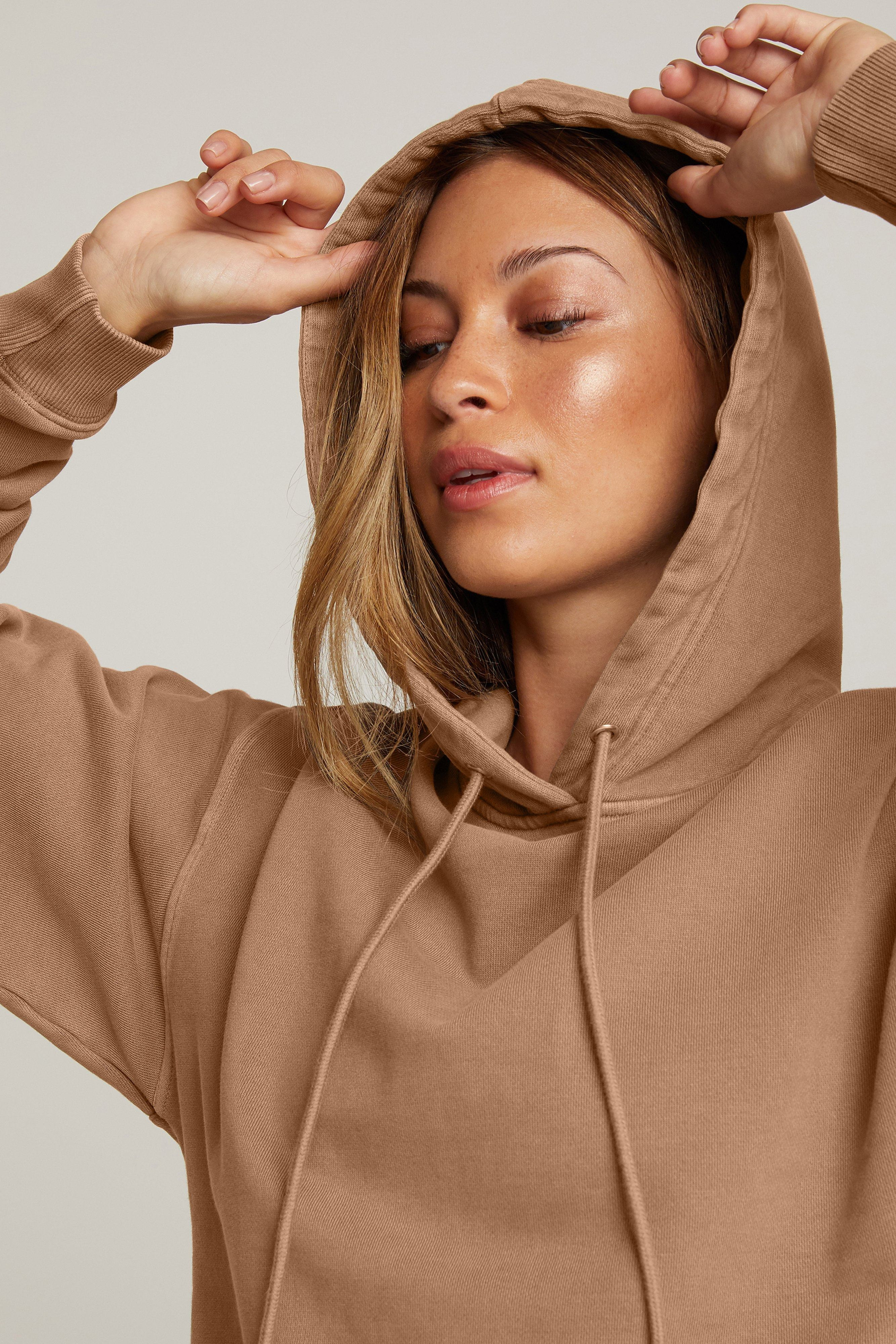 SLIM HOODIE | PUTTY001 | Good American