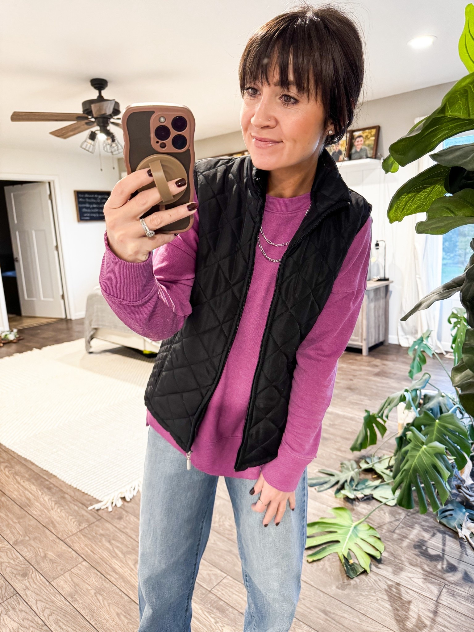 Some days you just need something quick to get out the door. This did the trick, nothing fancy but I was comfy. 

#LTKootd #LTKFindsUnder50 #LTKBeauty