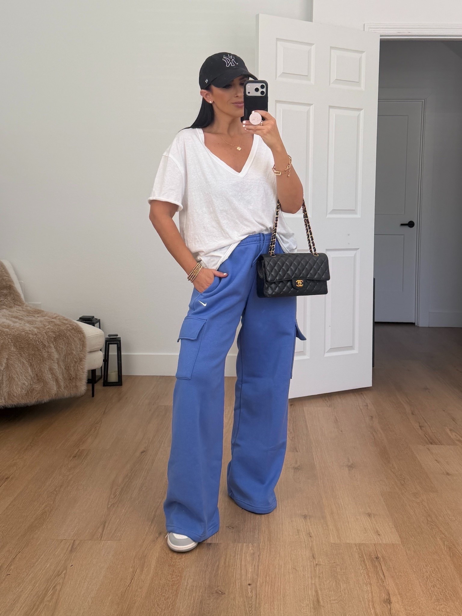 Nike Sportswear Phoenix Fleece Women's Cargo Sweatpants wearing size medium. Free People tee. 