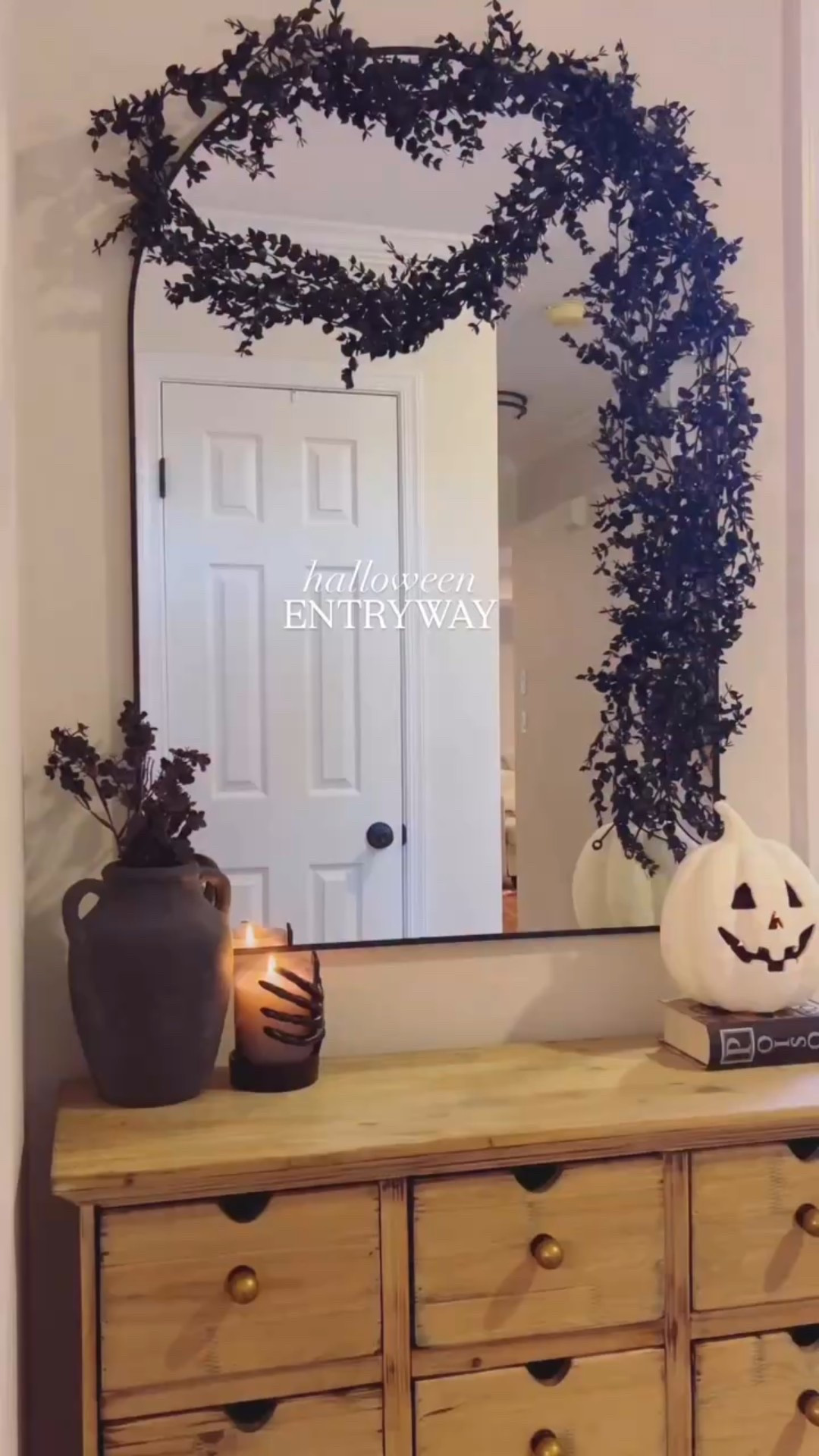 Halloween entryway 

#LTKFindsUnder100 #LTKFallSale #LTKSeasonal