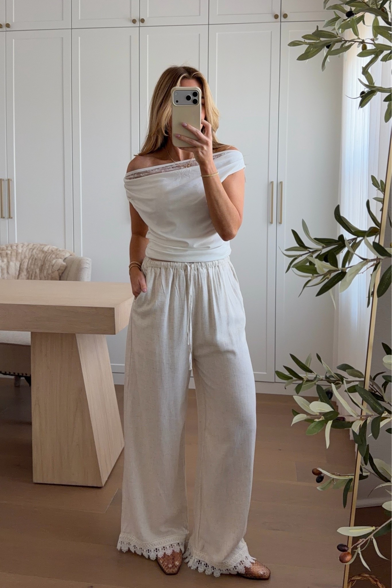 wearing small in both! amazon finds.

amazon fashion, casual outfits, flowy pants, prefall fashion, michele jaliene

#LTKootd #LTKPetite