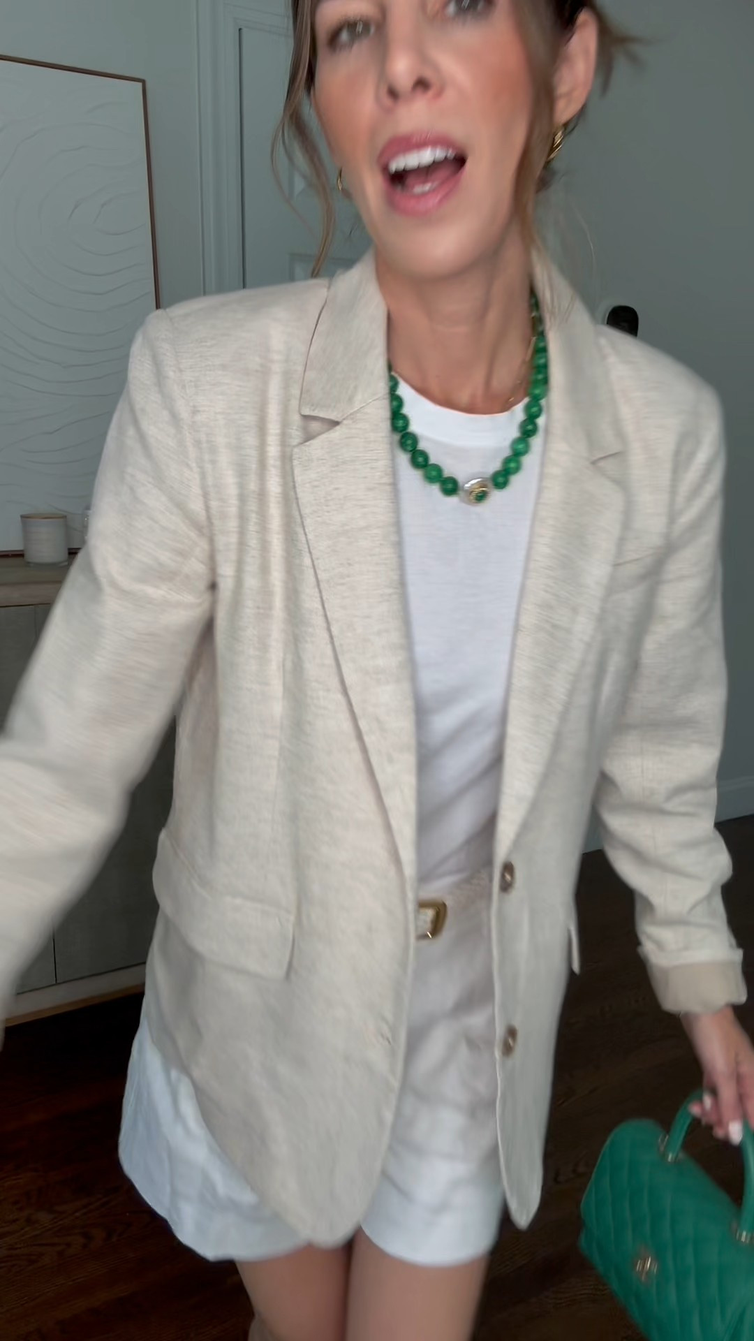 Summers wrapping up, and I’m running out of outfit inspo, but here’s an easy, put-together look for work.


#LTKStyleTip #LTKFindsUnder50 #LTKFindsUnder100