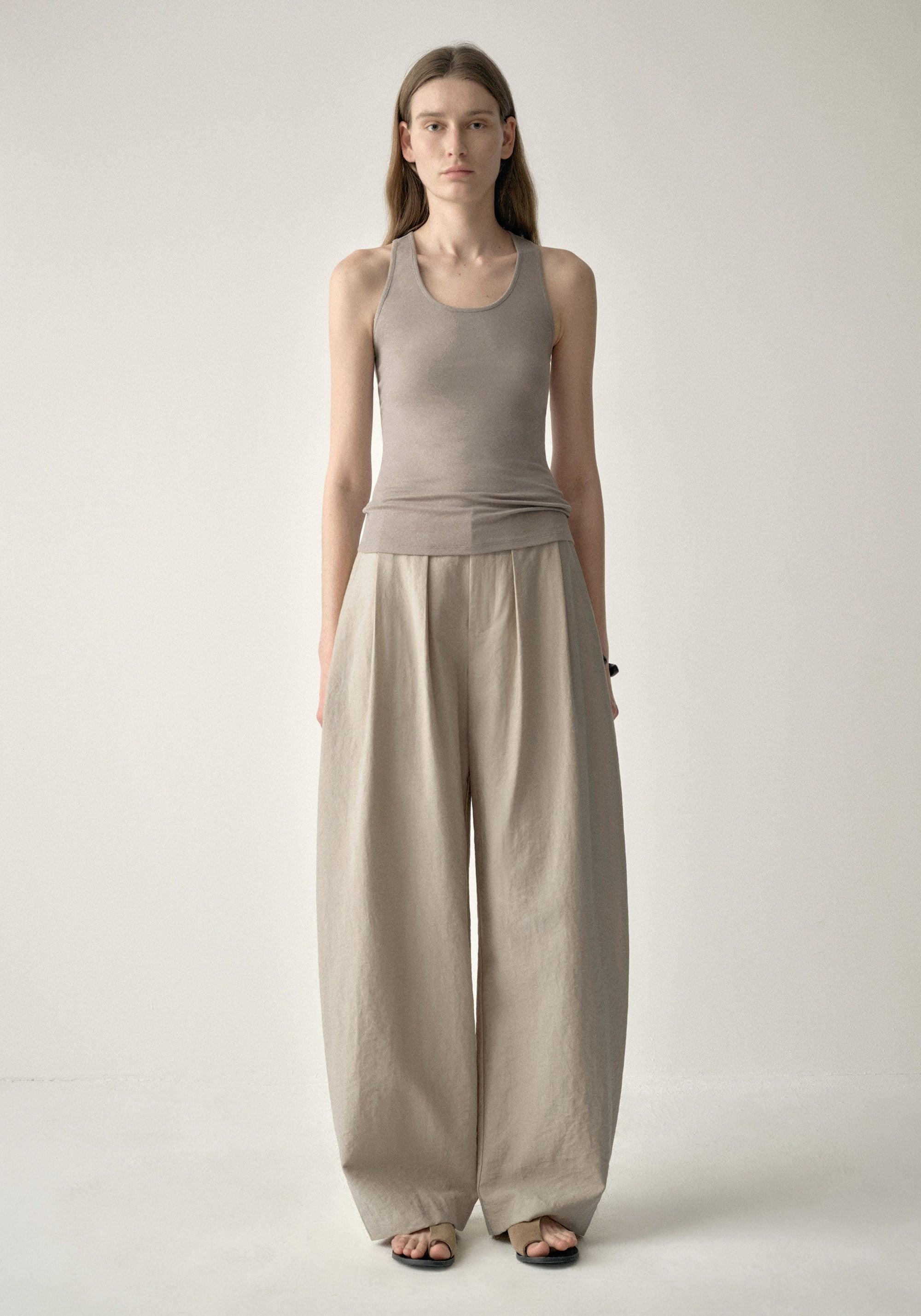 Linen Curved Pants | INSIS