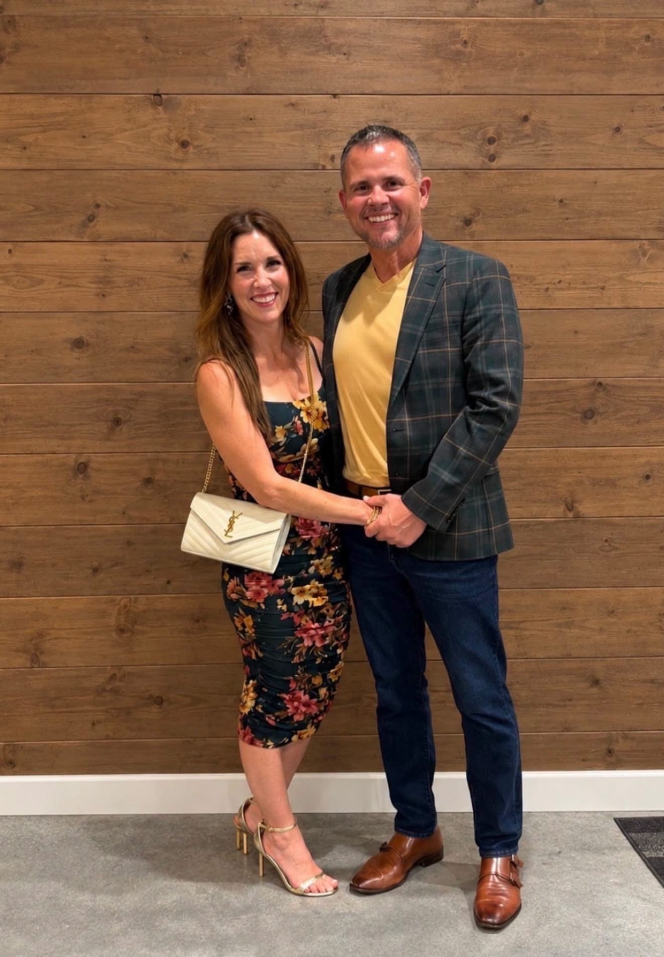 🤍🍂 Fall date night outfit, but make it a little dressed up. This floral midi is such a good option for everything from fall wedding guest dresses to date night, dinner out or a fall event. I love a dress that feels feminine, flattering AND easy to wear. 🤎

Linked my full look—including the dress, heels + bag!

✨ Fall dresses | Fall wedding guest dress | Date night outfit | Fall fashion | Wedding guest outfit | Fall outfit ideas

#LTKPetite #LTKOver40 #LTKWedding