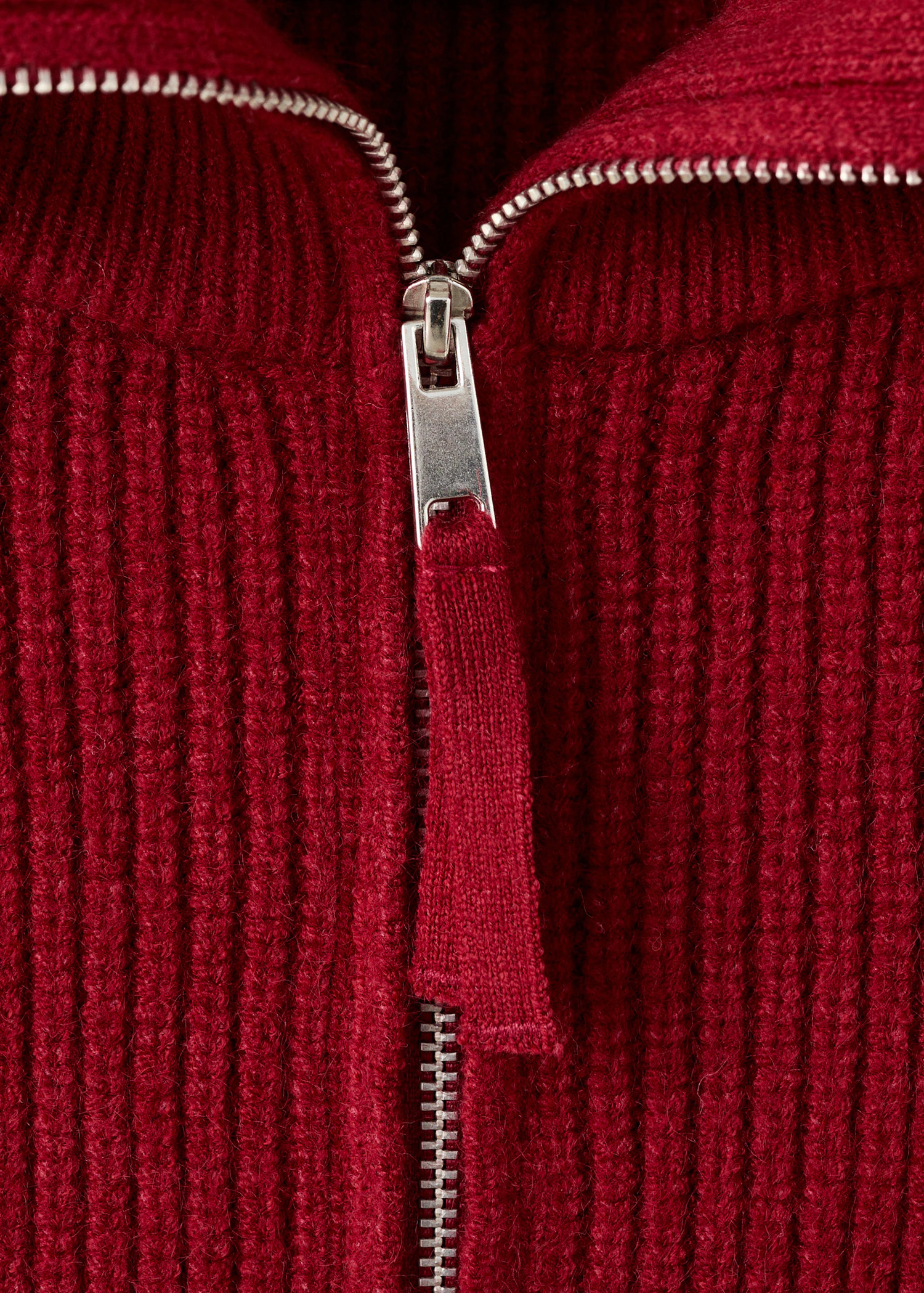 Sweater with funnel neck and zip | MANGO (UK)