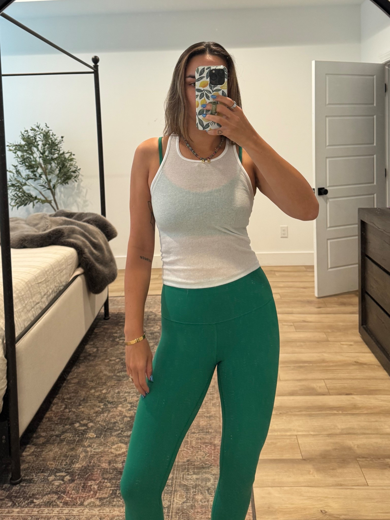 Sheer tank over workout matching set

#LTKStyleTip #LTKFindsUnder100 #LTKActive