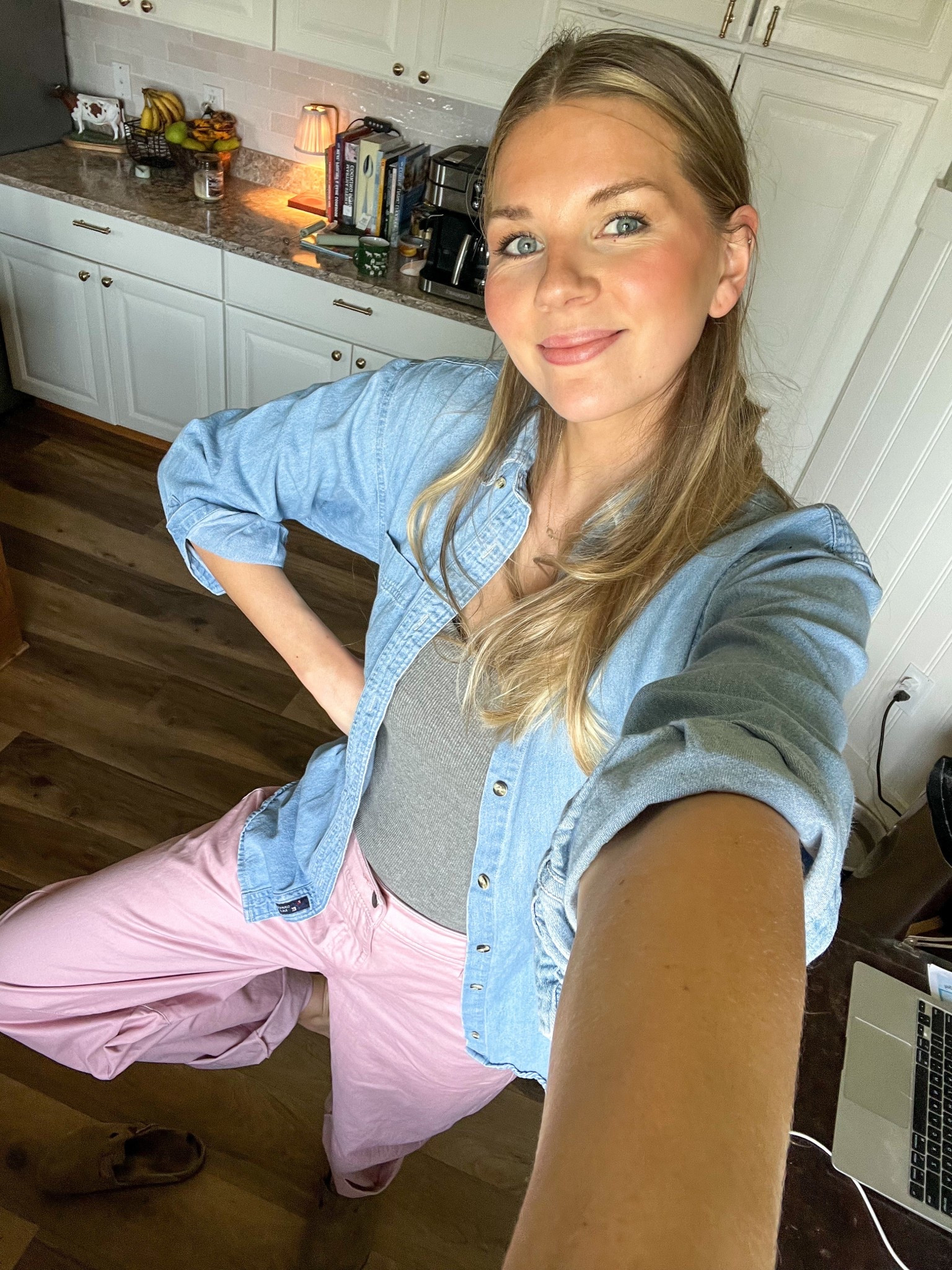Pink barrel pants ootd 🌸

#LTKgrwm #LTKSaleAlert #LTKootd