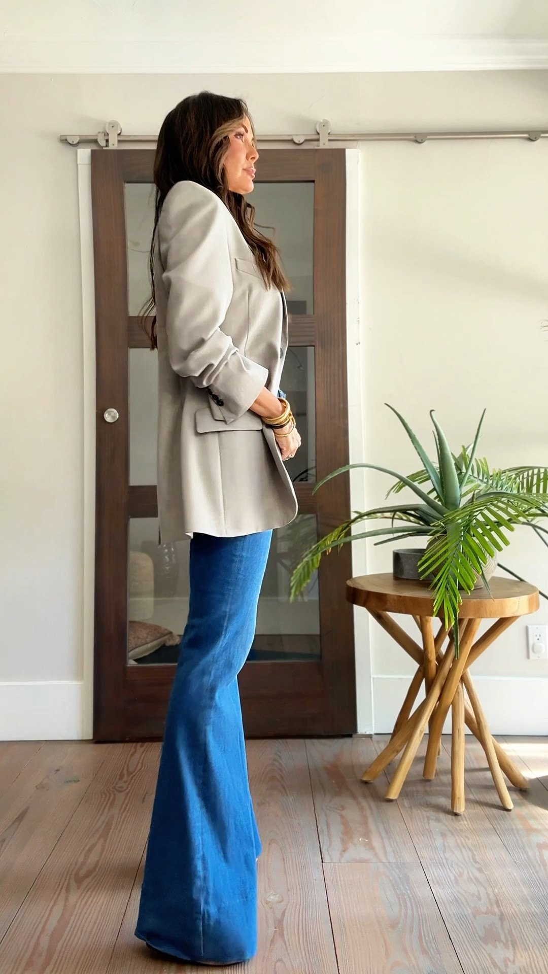 Over 40, our body can begin to change effecting our confidence. Here is my go-to uniform for meetings and casual lunches. (I actually started these hacks as a shorter model to appear taller.🤪)

Found lots of options and many are ON SALE! 

♥️ Tiff 

#LTKStyleTip #LTKOver40 #LTKPetite