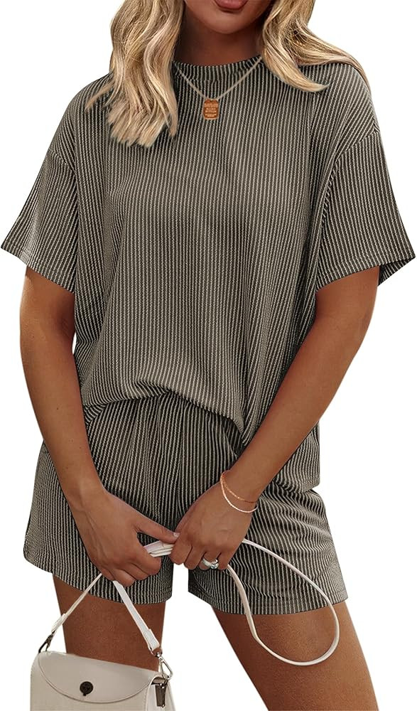 Ekouaer Womens Pajama Sets Short Sleeve Lounge Sets 2 Piece Pjs Tops and Shorts Outfits Matching ... | Amazon (US)