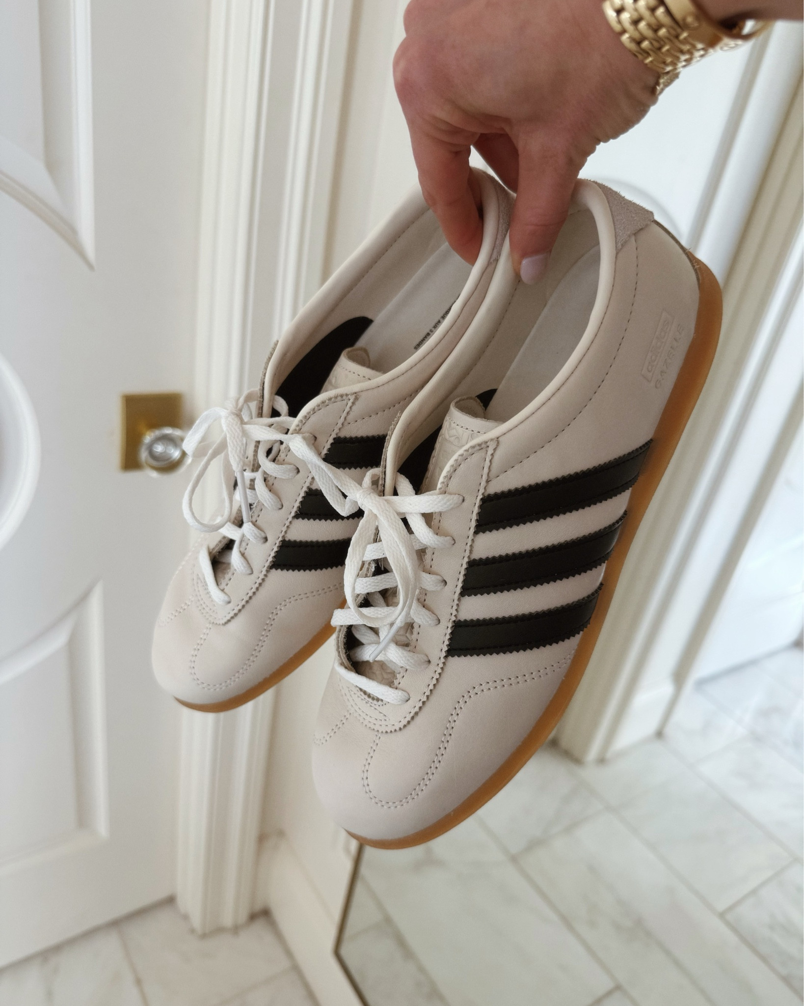 Casual cute everyday sneaker 