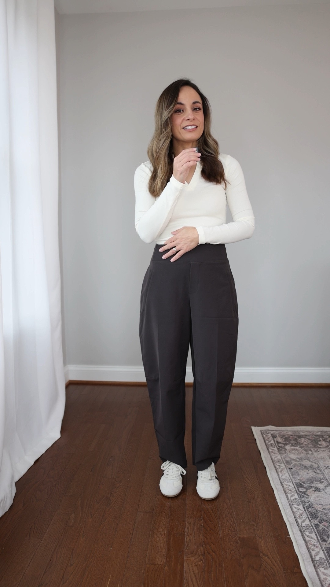 The barrel style Endless Pants ended up being a little too big for me but are one to try if you can size down. I love the color truffle and will be going back for the straight style instead! 

30% off everything @athleta now through 10/5 - linking a few other winning finds for petites as well. 

Endless High Rise Pant: petite 0 in umber - straight style 
Endless High Rise Pant: petite 0 in truffle - barrel style 
Form Knit Bomber Sweatshirt: petite xs in nocturnal 
Form Knit Crew Sweatshirt: xxs in nocturnal 
Brooklyn Pants: petite 00 
Forever Fleece Sweatshirt: petite xs

#athletapartner

#LTKPetite #LTKSaleAlert