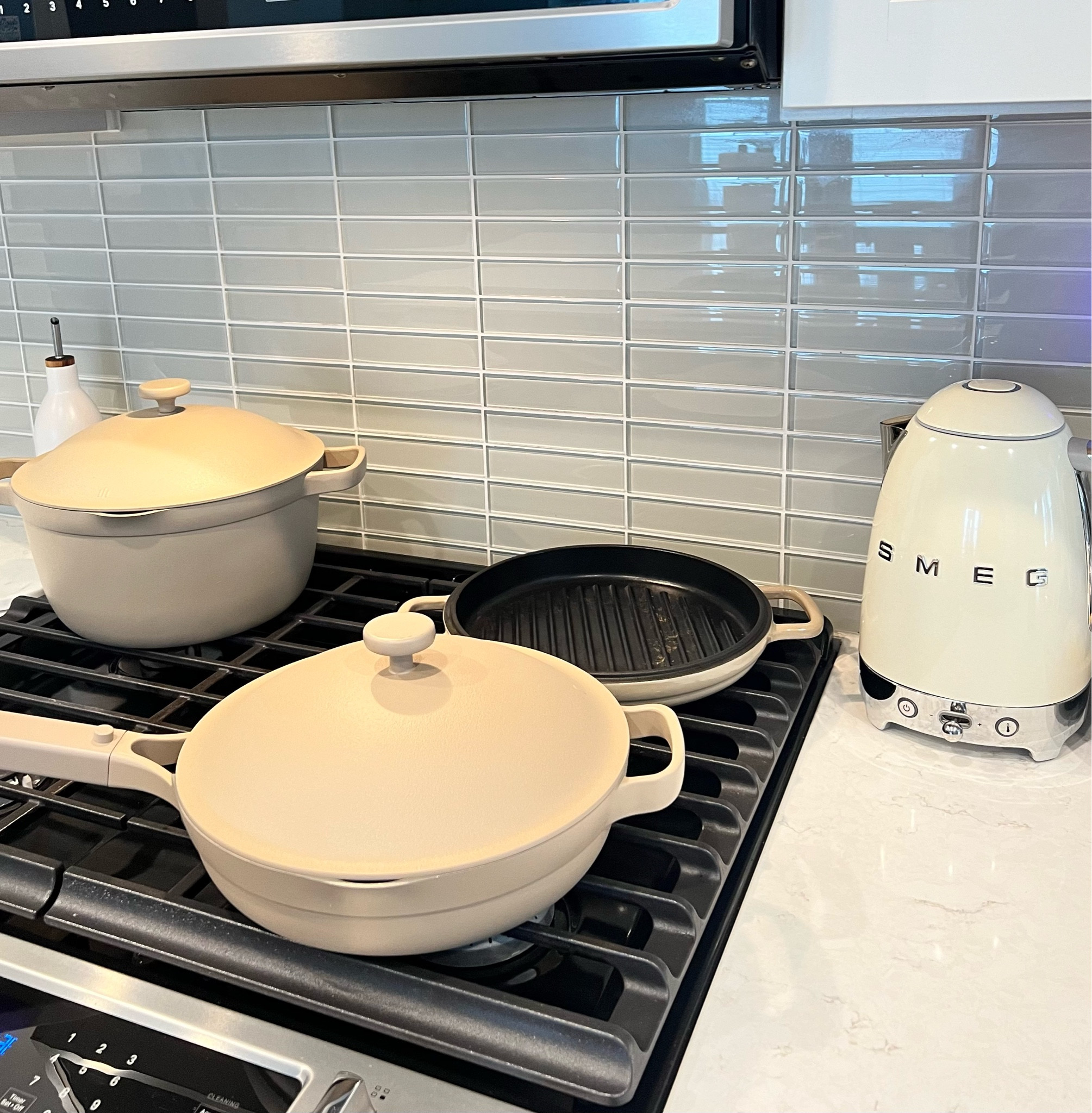 A few of my favorite kitchen items 🫖🍴

I am OBSESSED with my Smeg tea kettle + everything from Our Place. These kitchen items make cooking even more fun!

#LTKSaleAlert #LTKHome #LTKGiftGuide