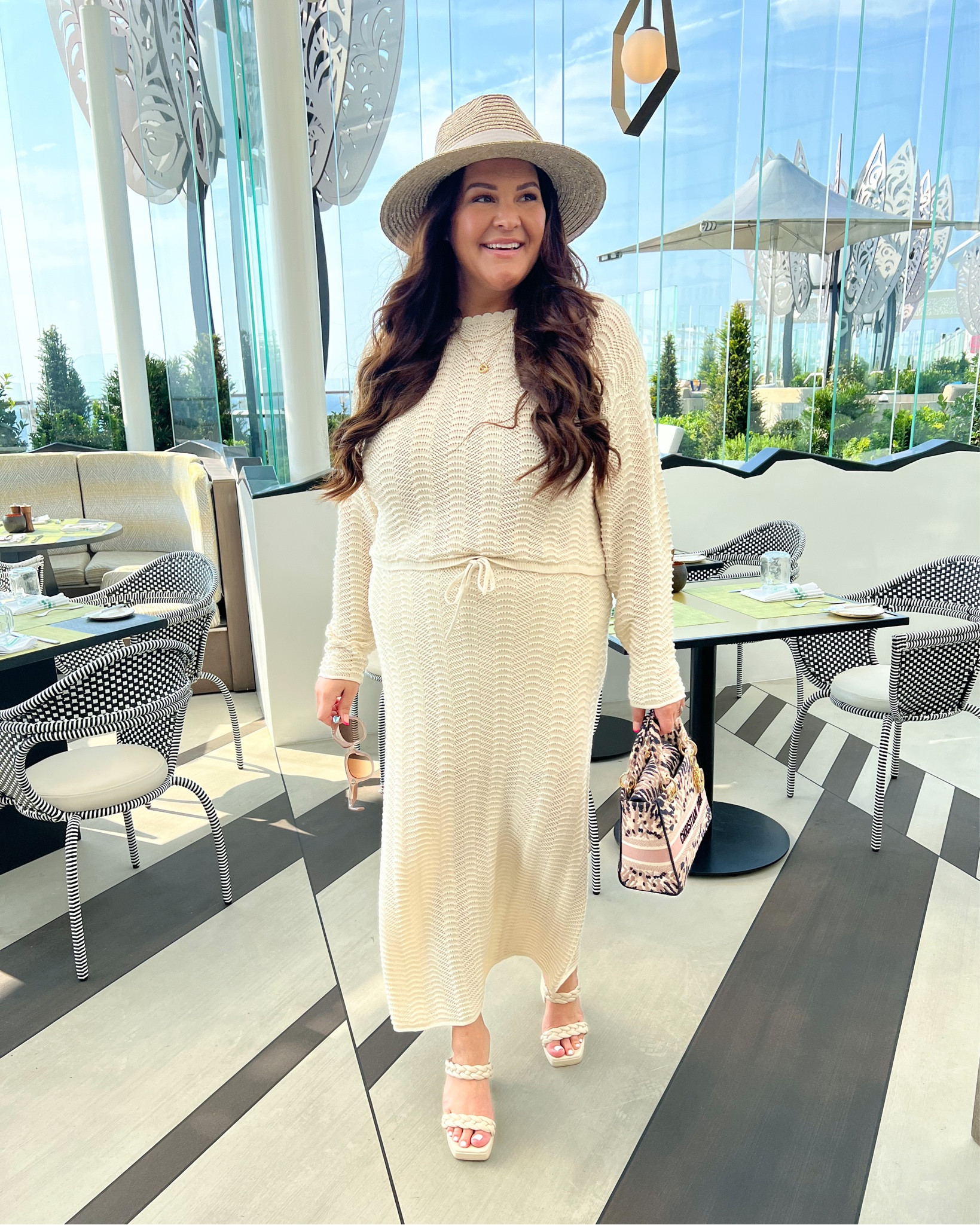 Summer Fashion

#LTKunder50 #LTKstyletip #LTKcurves