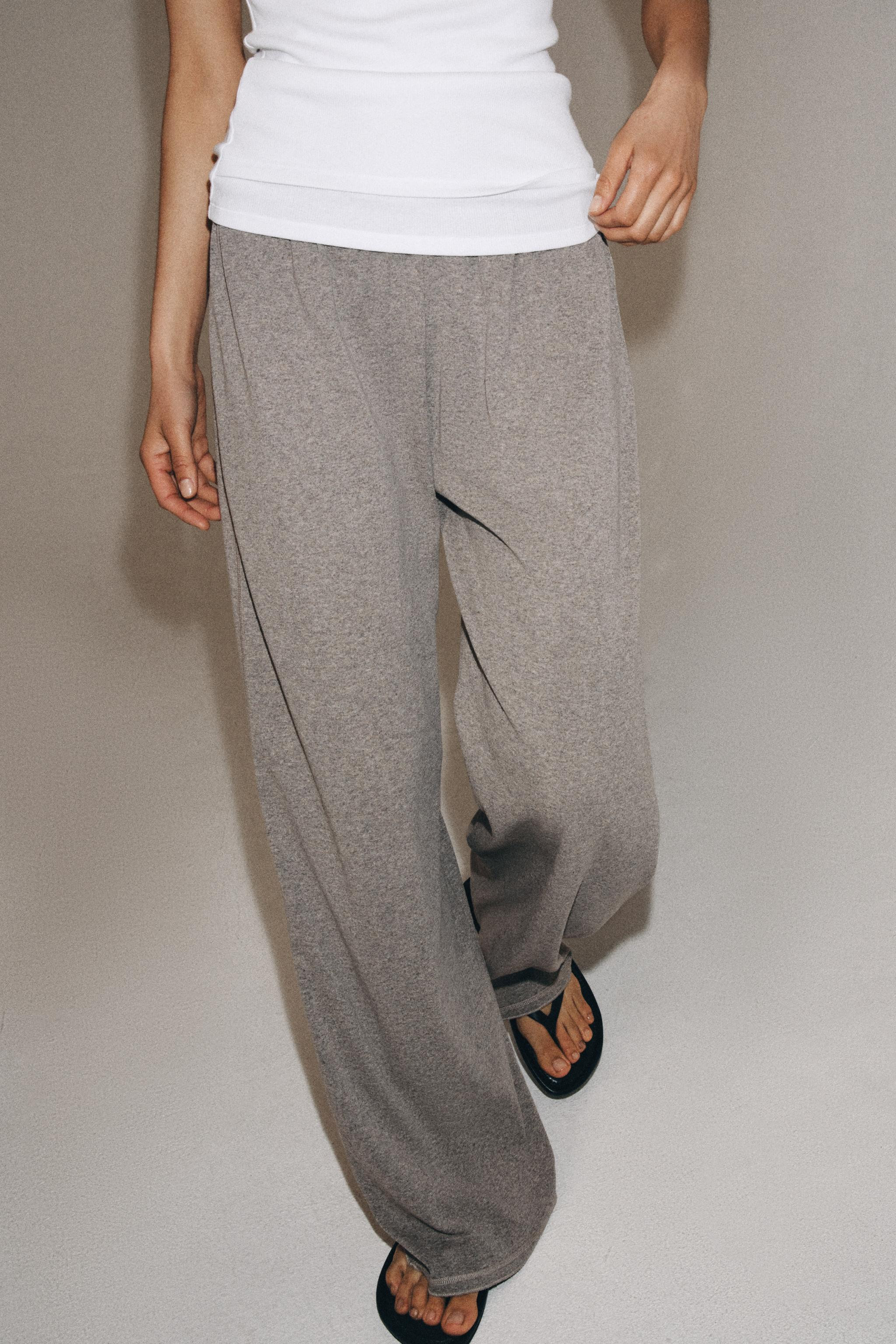 FLOWY WIDE LEG PANTS | Zara US