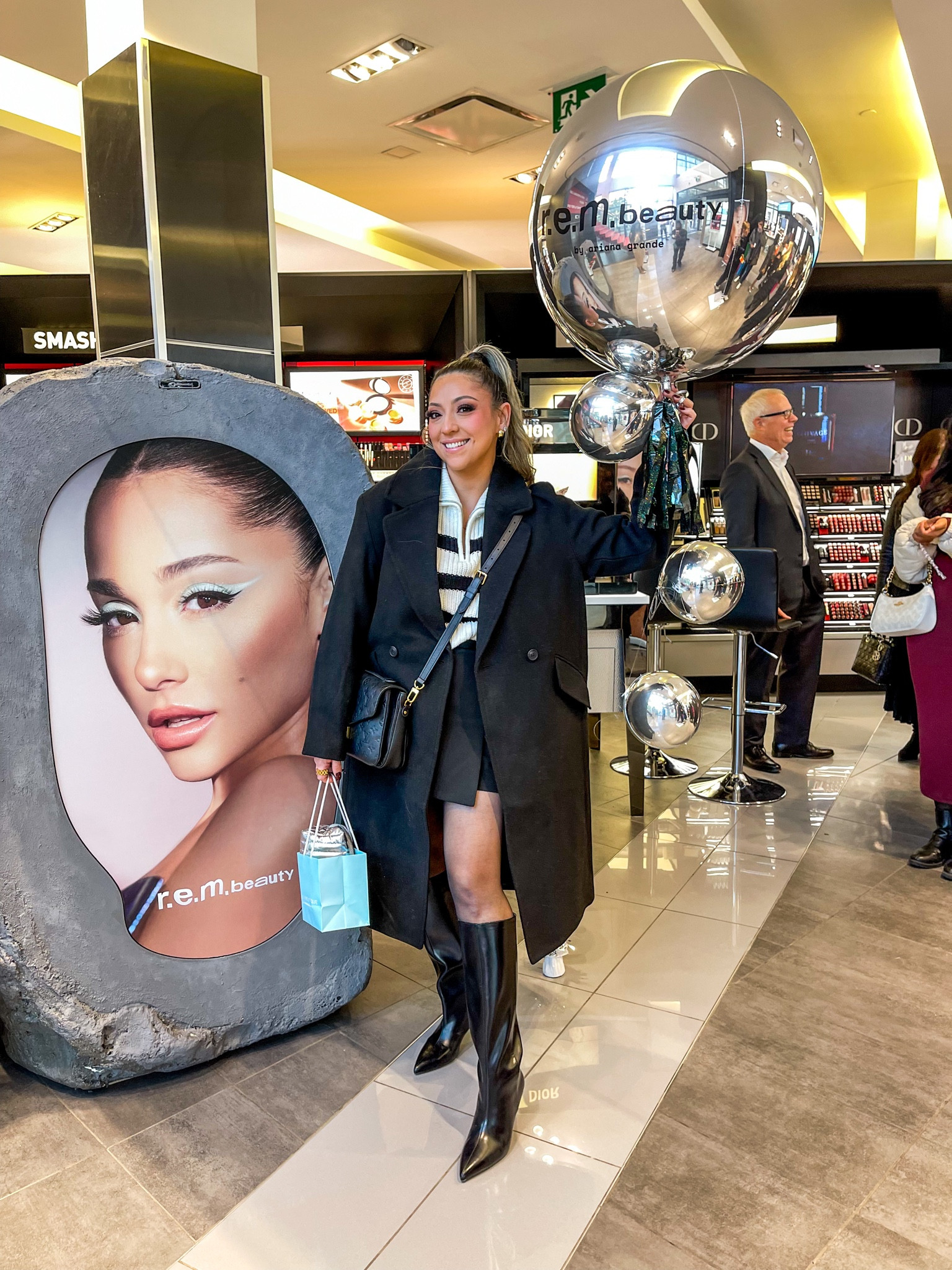 I had so much fun celebrating the launch of r.e.m. Beauty by Ariana Grande in Canada at Shopper Drug Mart today! Amazing products and I picked a few up that I can’t wait to share with you all! (Eeek!!) 

Todays outfit is super simple, and pulling basics from my closet that I LOVE! 

✨ Stripe Mock Neck Sweater- Medium
✨ Black Skort - size 10
✨ Black Faux Leather Knee High Boots - size 6
✨ Black Double Breasted Coat - Medium (fit is very oversized)
✨ Sheer Black Tights (size down!)







Makeup must haves, makeup essentials, my favourite makeup, shopper drug mart beauty, rem beauty, everyday makeup, easy makeup, Fall fashion, Fall outfit inspo, Fall outfit ideas, Fall essentials, closet basics, Fall basics, Fall capsule wardrobe, winter capsule wardrobe, basics, knit mock neck sweater, quarter zip sweater, how to style mock neck quarter zip sweater, how to style skort, how to style black boots, how to style black coat, Dynamite, H&M, Amazon Fashion, midsize fashion, midsize outfit ideas, affordable fashion, Karla Kazemi, Latina, beauty.

#LTKshoecrush #LTKHoliday #LTKmidsize