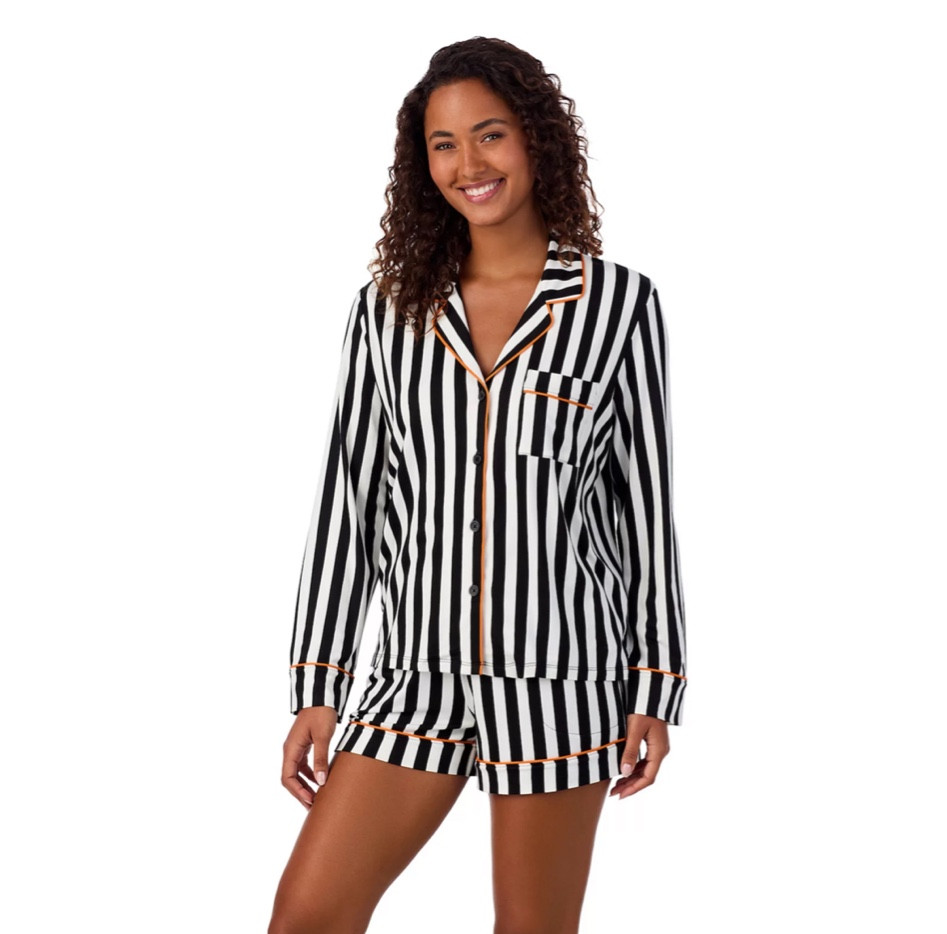 Step into cozy comfort with this women's Beauty Sleep Social Marcie Peanuts Halloween pajama set. 


#LTKPlusSize #LTKMidsize #LTKSeasonal