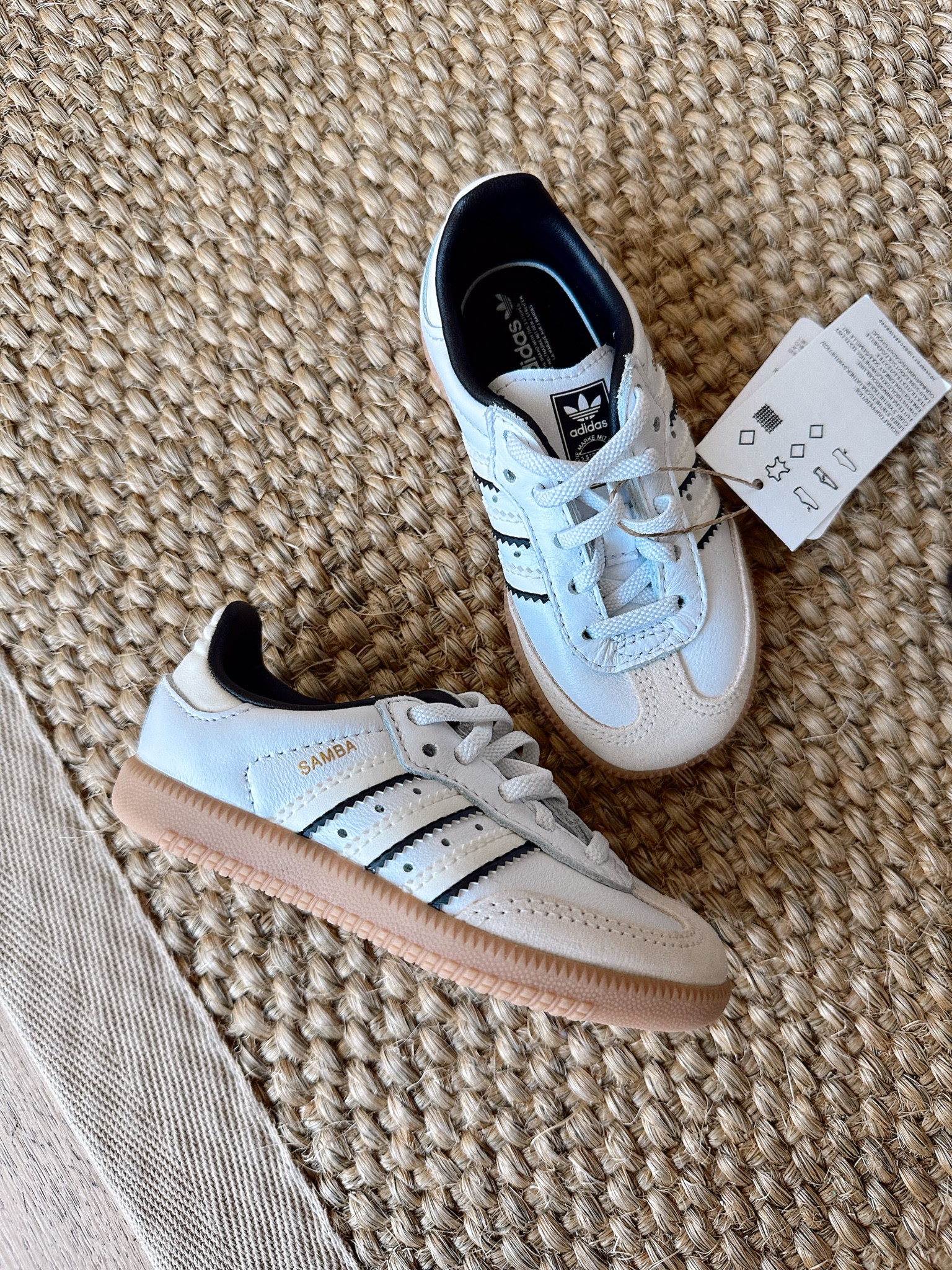 these tiny sambas just did me in 💀 
