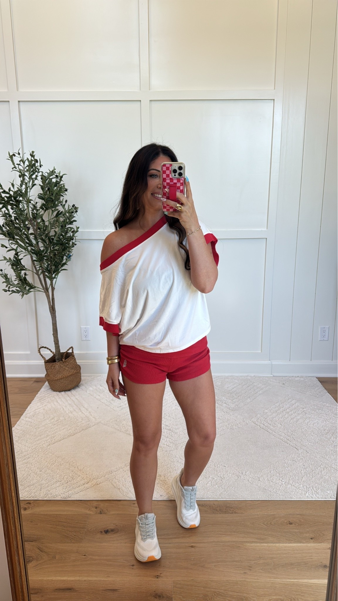 Okayyyy this set is giving sporty chic ❤️🤍 The off-the-shoulder top + comfy shorts combo is perfect for errands, ball fields, travel days, or just looking cute while staying comfy 👏

 #LTKActive #AthleisureStyle #MomStyle #CasualOutfit #WeekendStyle #OOTD #SummerStyle #ComfyCute #FashionFinds #LTKUnder50

#LTKdayinmylife #LTKootd #LTKmomlife