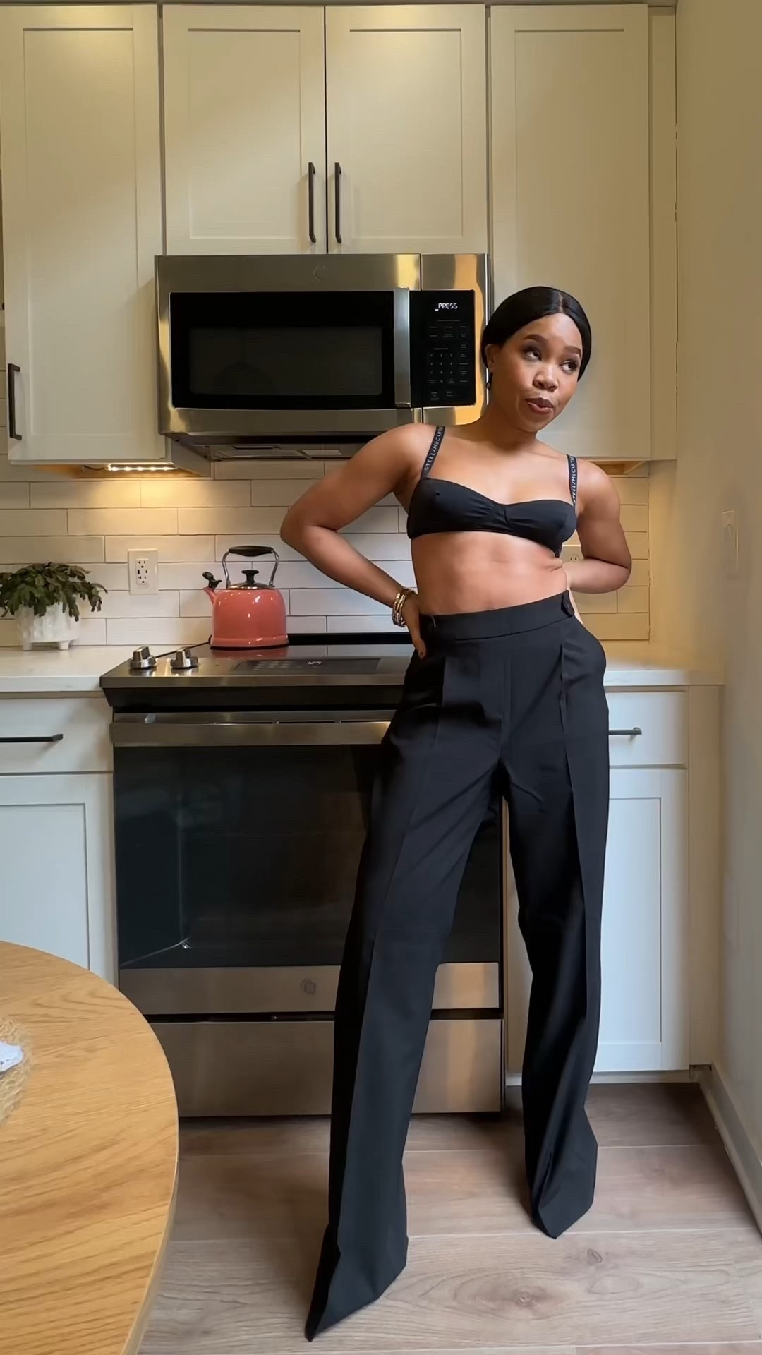 How to style a V-neck cashmere sweater 

#LTKStyleTip #LTKSeasonal #LTKWatchNow