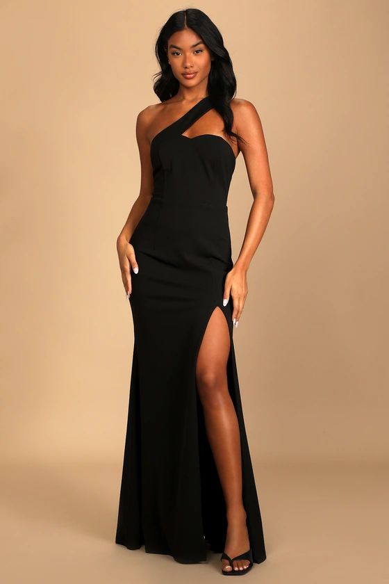 Your Majesty Black Asymmetrical Mermaid Maxi Dress | Wedding Guest Dress Fall #LTKparties | Lulus (US)