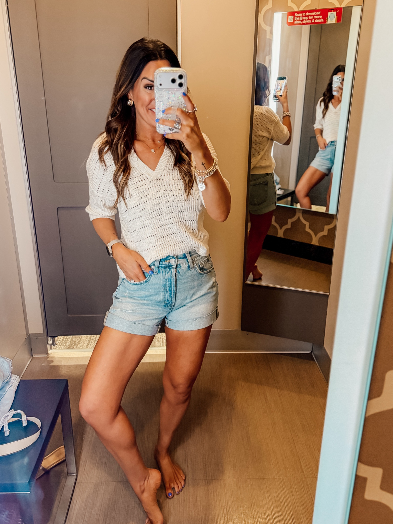 Wearing a small in the top and a 0 in the shorts! 

#LTKdayinmylife #LTKgrwm #LTKootd