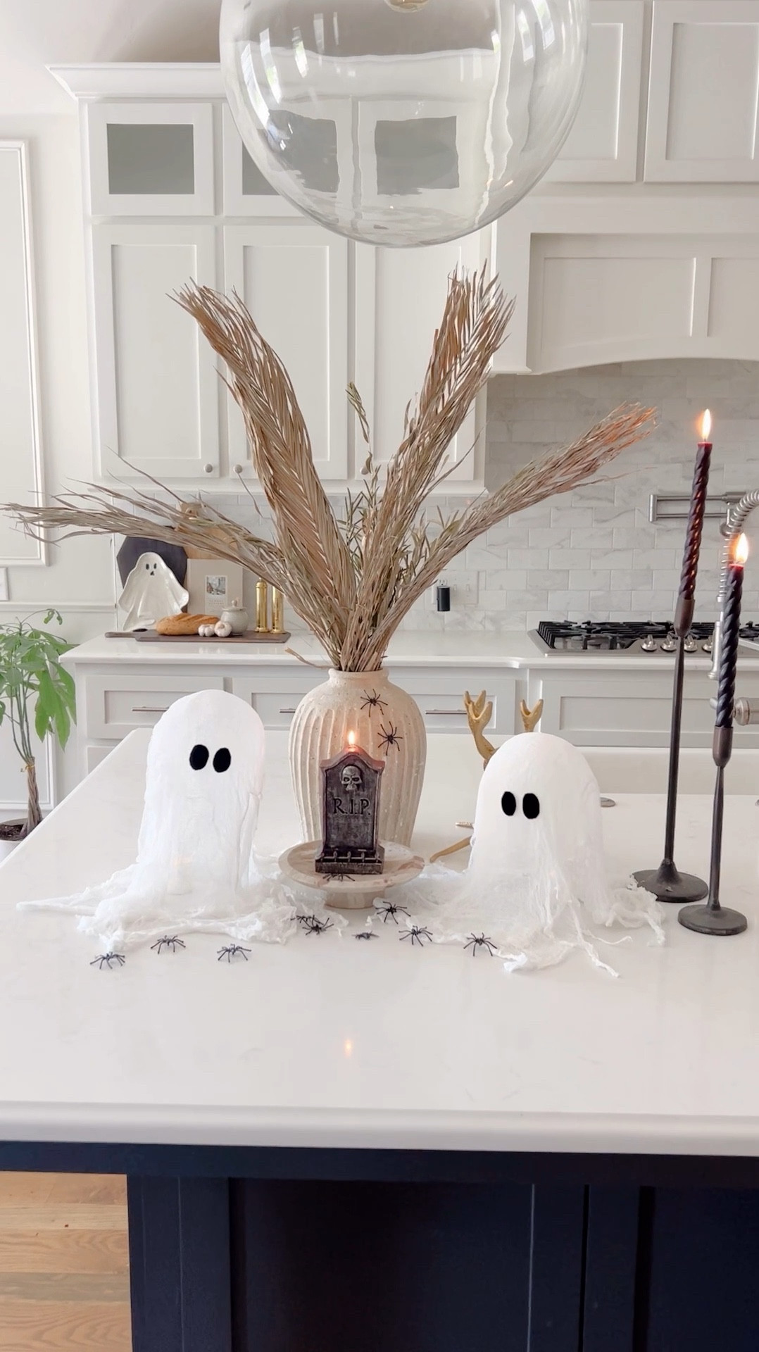 Halloween DIY #halloween2024 #halloween #diy #halloweendecor 

#LTKSeasonal #LTKHome