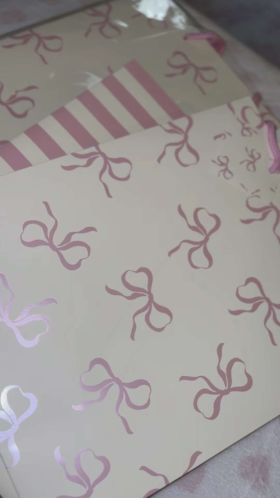 It’s Sassmas Season 💁‍♀️🛍️🎀🎄