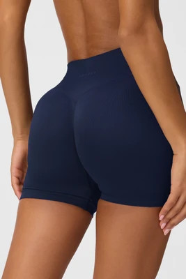 Seamless Shorts in Midnight Navy | Bo+Tee