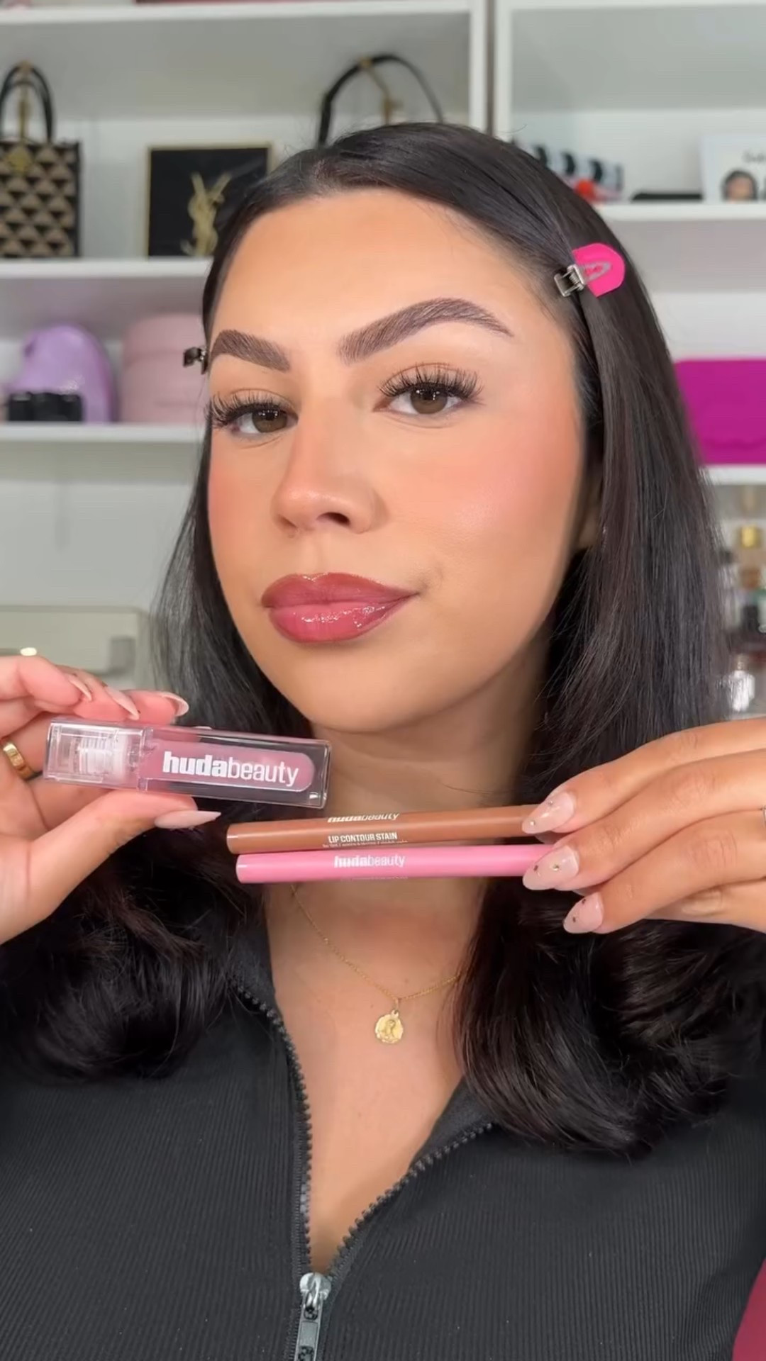 Loving the NEW @hudabeauty lip stains 💞

#makeup #lipliner #lipstain #lipoil