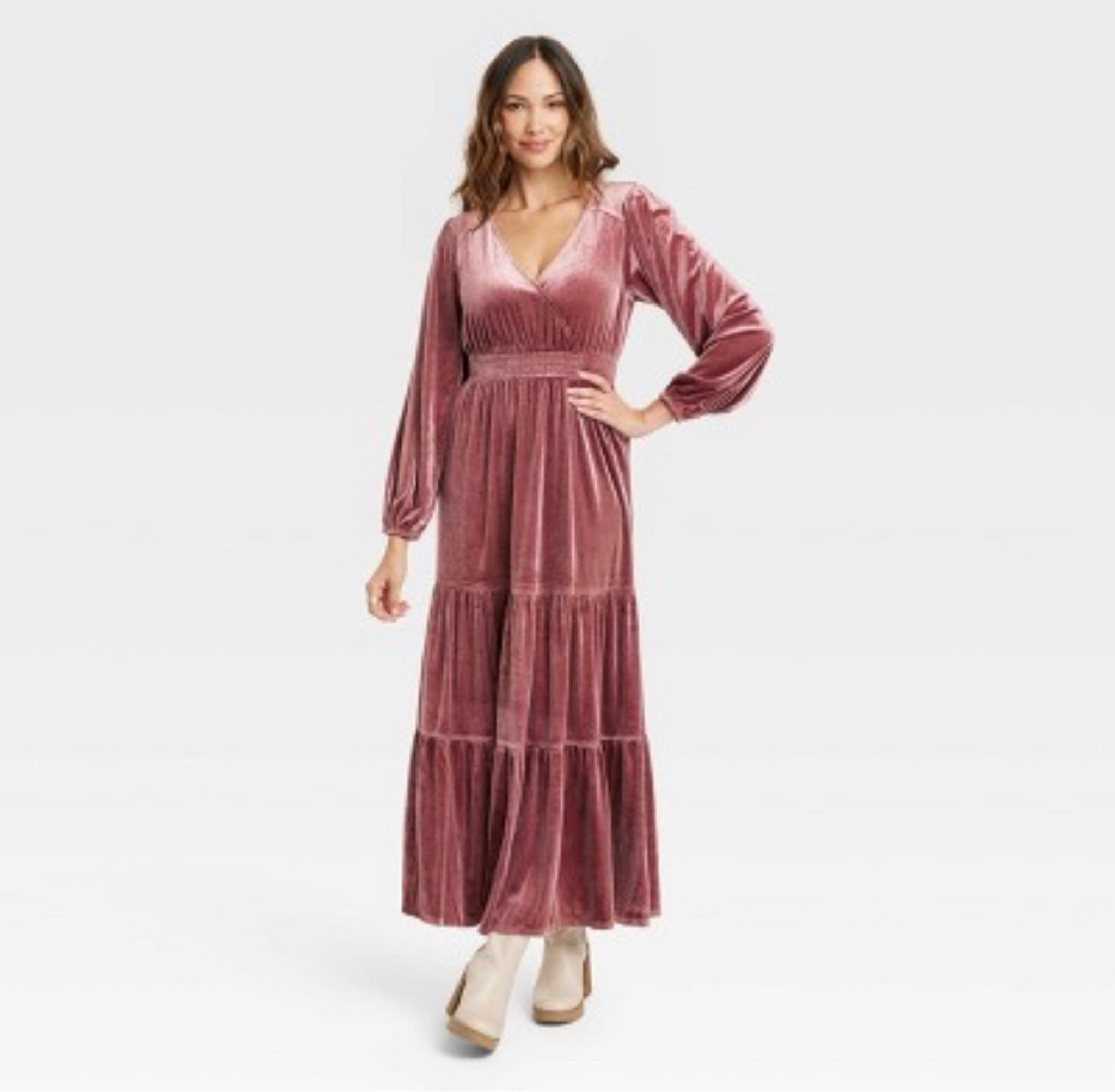 Maxi velvet dress for the holidays 

Target, affordable, blush pink, black, long sleeve, holiday party, Christmas, family photos, Santa, neutral 

#LTKHoliday #LTKunder50 #LTKstyletip
