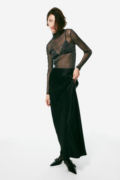 Satin maxi skirt | H&M (UK, MY, IN, SG, PH, TW, HK)