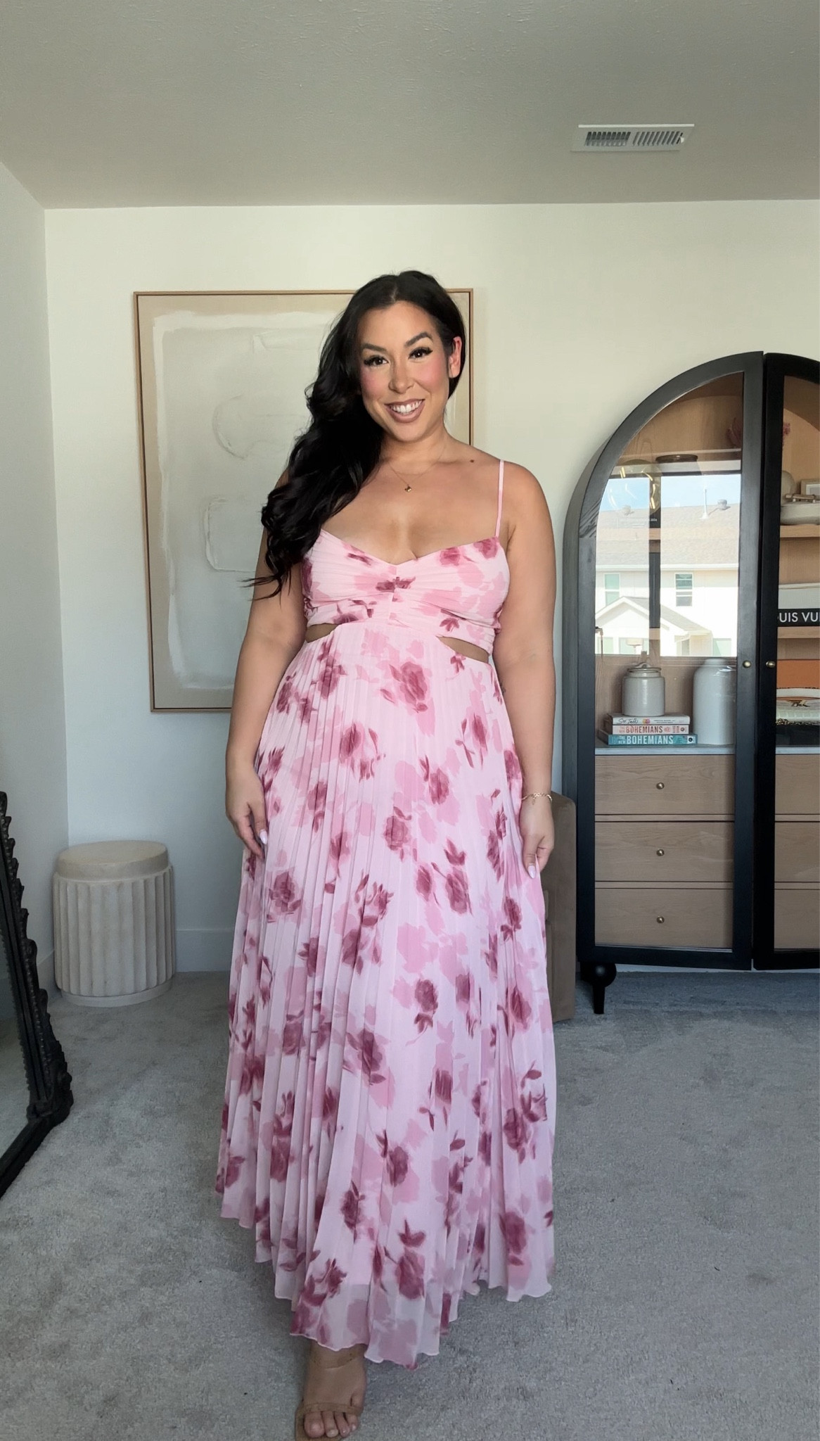 Midsize Abercrombie dress! Wearing a size large
-
-
-
Abercrombie dress, Abercrombiesale, spring dress, bridal shower, dress, baby shower, dress, maxi dress, floral dress, wedding guest dress 

#LTKStyleTip #LTKMidsize #LTKSpringSale
