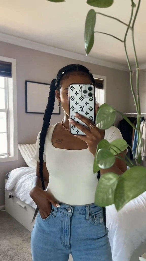 pov you’re obsessed with the bodysuits from Amazon 
Neautral bodysuits 
T-shirt 
Amazon must haves 
Amazon finds  

#LTKworkwear #LTKfindsunder50 #LTKstyletip