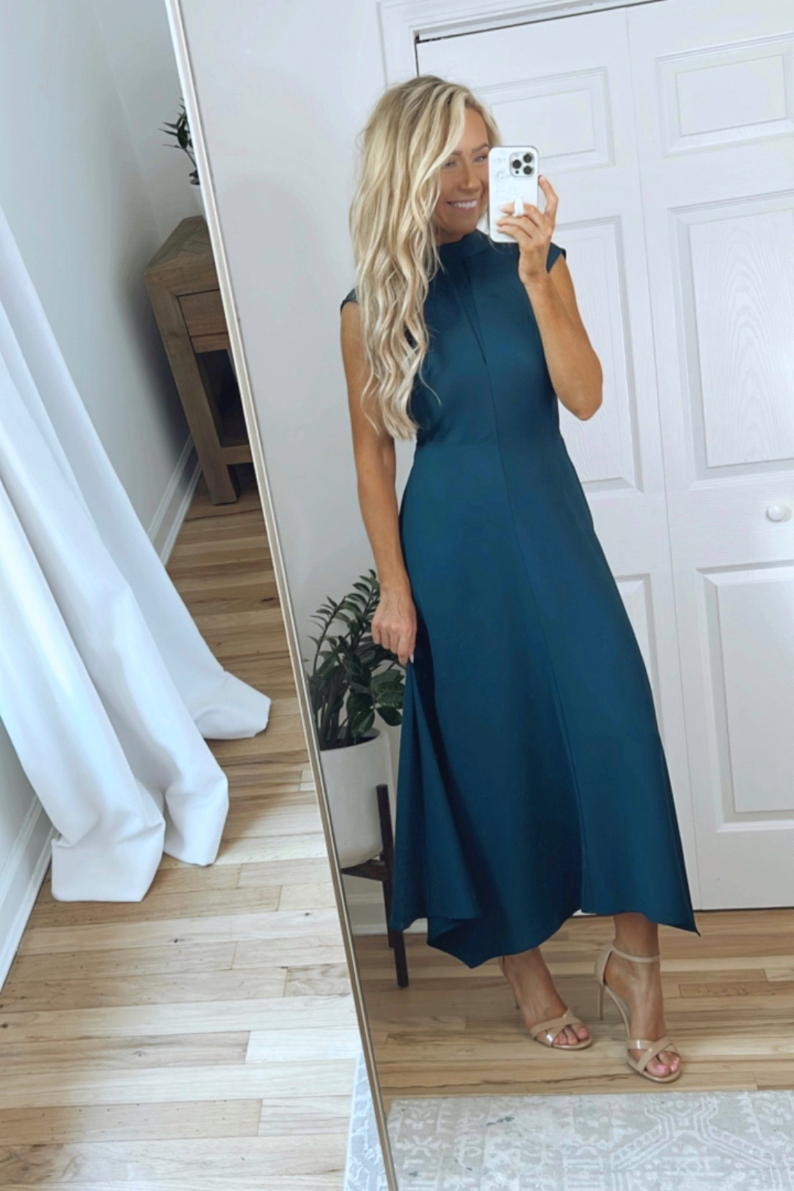 volume skirt midi dress Ulla Johnson Faun Eyelet Cotton Skirt - Cowrie