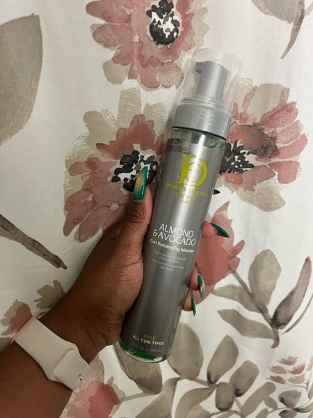 I love using Design Essentials in my hair. She keeps my curls bopping!

Design Essentials Almond & Avocado Curl Enhancing Mousse 10 fl oz., Unisex

#LTKFamily #LTKBeauty