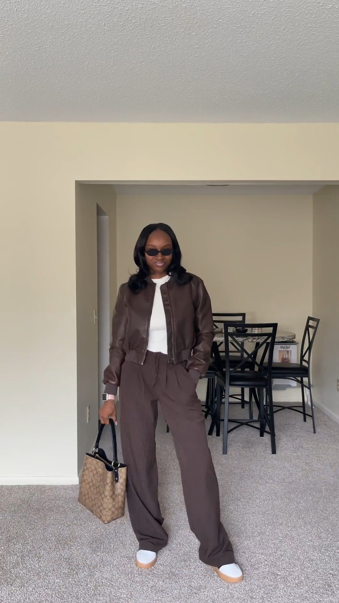 Casual Chic OOTD 

#LTKmomlife #LTKootd #LTKgrwm