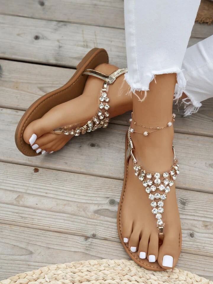 Glamorous Outdoors T-strap Flat Sandals For Women, Rhinestone Decor Plain PVC Toe Post Thong Sand... | SHEIN