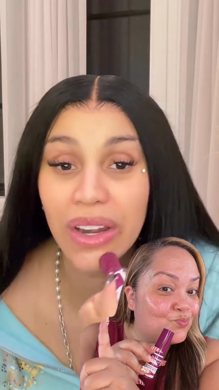 Dr. Melaxin EX Volume Glow Collagen Extract Nourish Smooth Core Stick ✨
This nourishing glow balm stick is formulated with collagen extract to help hydrate, smooth, and add a healthy-looking glow to the skin without feeling greasy.

I love swiping it on areas like cheeks, smile lines, and anywhere my skin needs extra moisture and shine. It melts into the skin beautifully and layers well over skincare or makeup.

Perfect for daily use, morning or night, and easy to reapply throughout the day 💜

@dr.melaxin_global 

#drmelaxin #drmelaxinstick #drmelaxincalciumbalm #collagenbalm #glowbalm kbeauty koreanskincare glowingskin skincareroutine

#LTKOver40 #LTKSpringSale #LTKBeauty