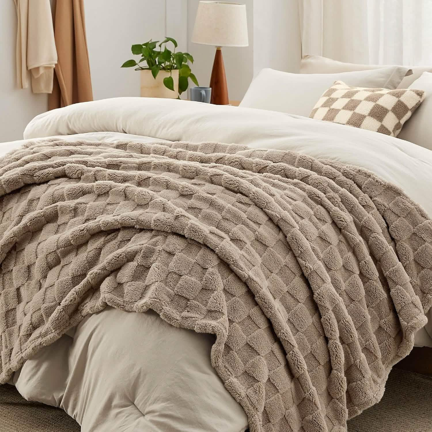 Checkered Comforter Set | Bedsure