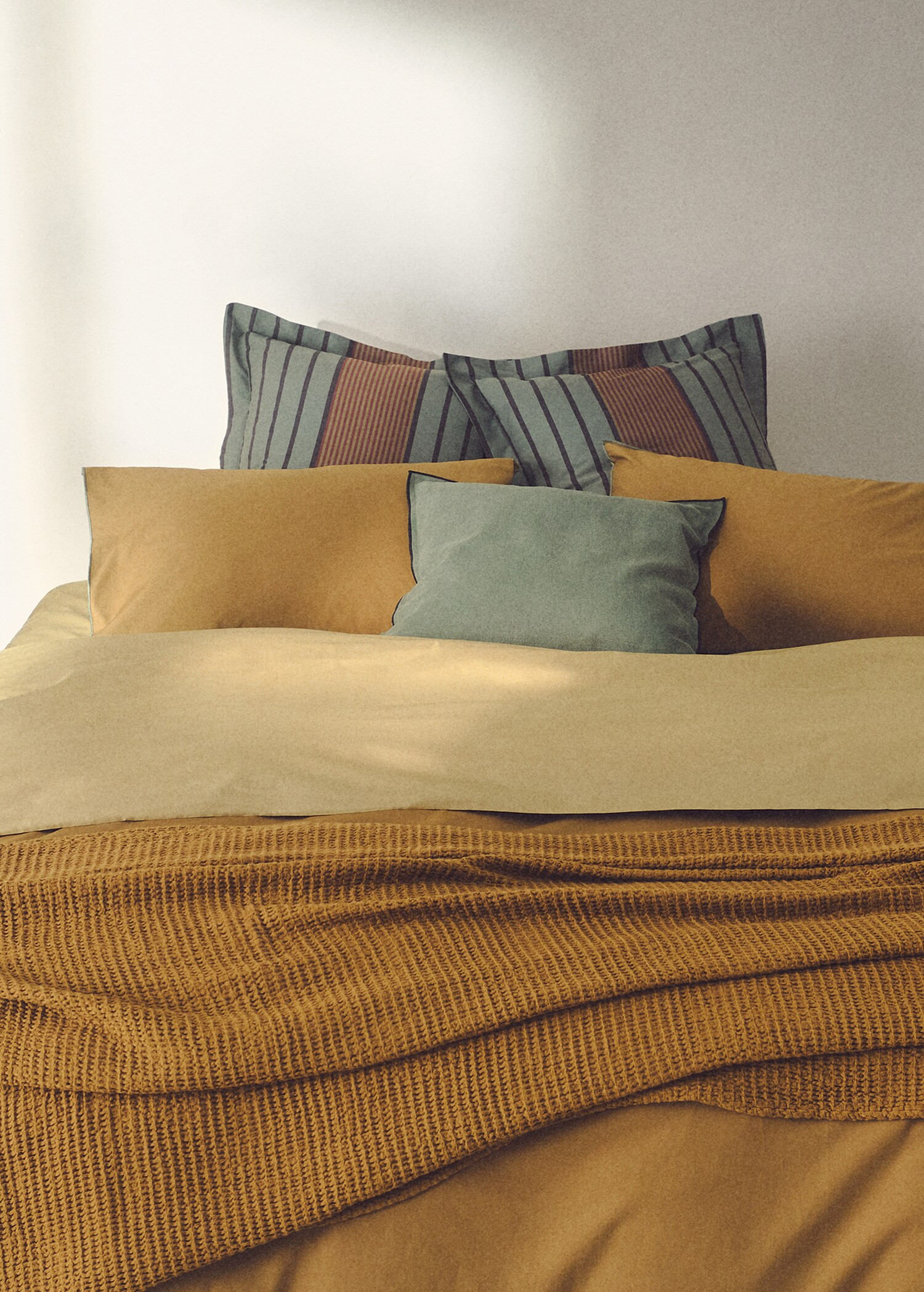 Reversibel dekbedovertrek perkalkatoen, bed 150 cm - Home | MANGO Nederland | Mango EU