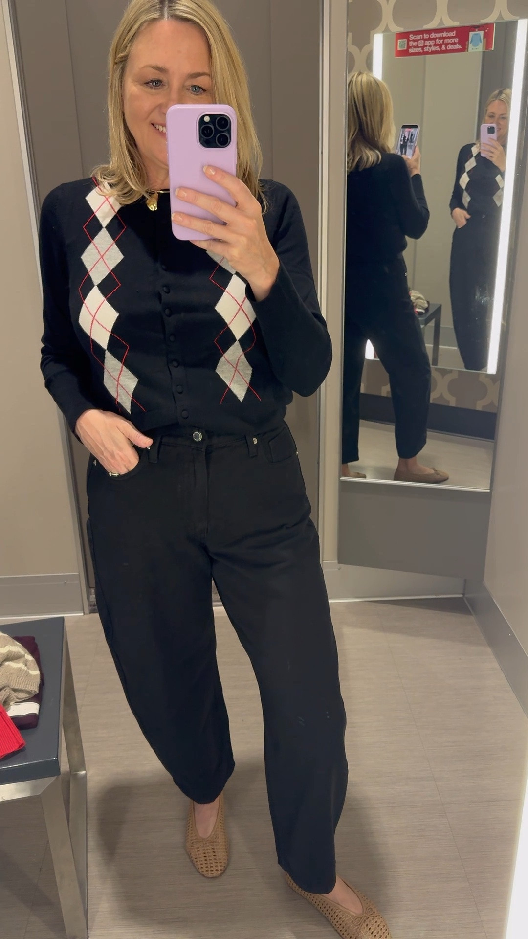 Cute barrel jeans and argyle cardigan sweater for a casual fall outfit