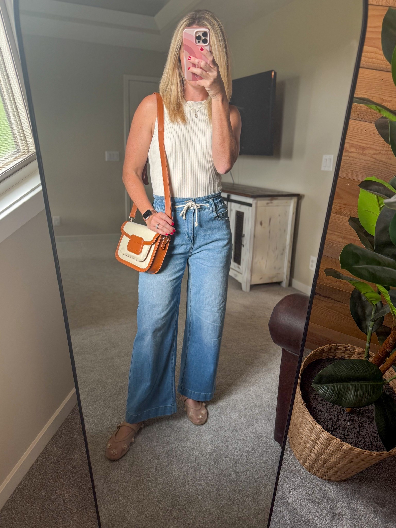 Pull on drawstring denim pantss

#LTKStyleTip #LTKSaleAlert #LTKFindsUnder50